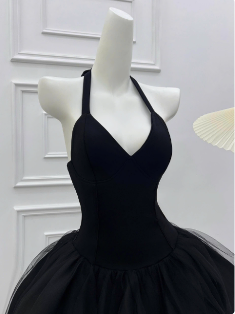 Beautiful Halterneck Black Mesh Splicing Puffy Birthday Dress Homecoming Dress