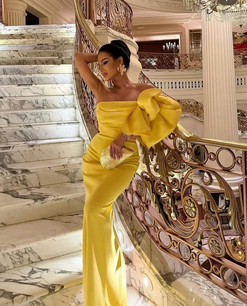 Charming Gold One Shoulder Mermaid Prom Dress with Pleated