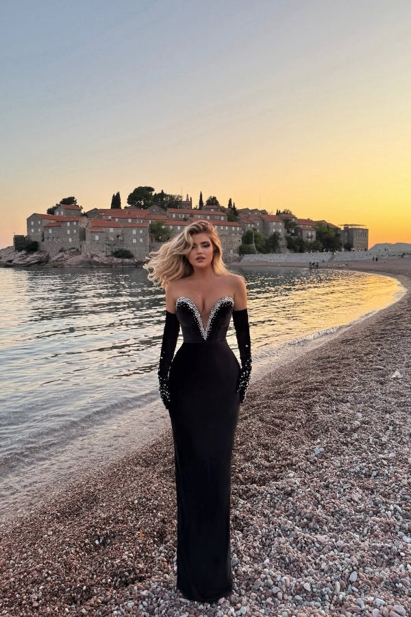 Elegant Black Strapless Sweetheart mermaid Prom Dress with Sequins