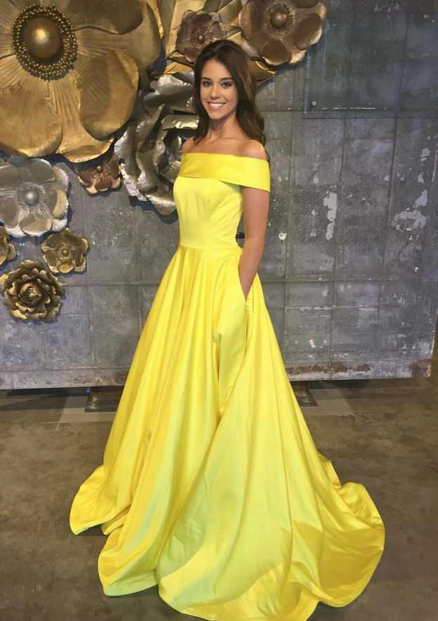 Fabulous Daffodil Off-the-shoulder Satin Draped Couture Prom Dress