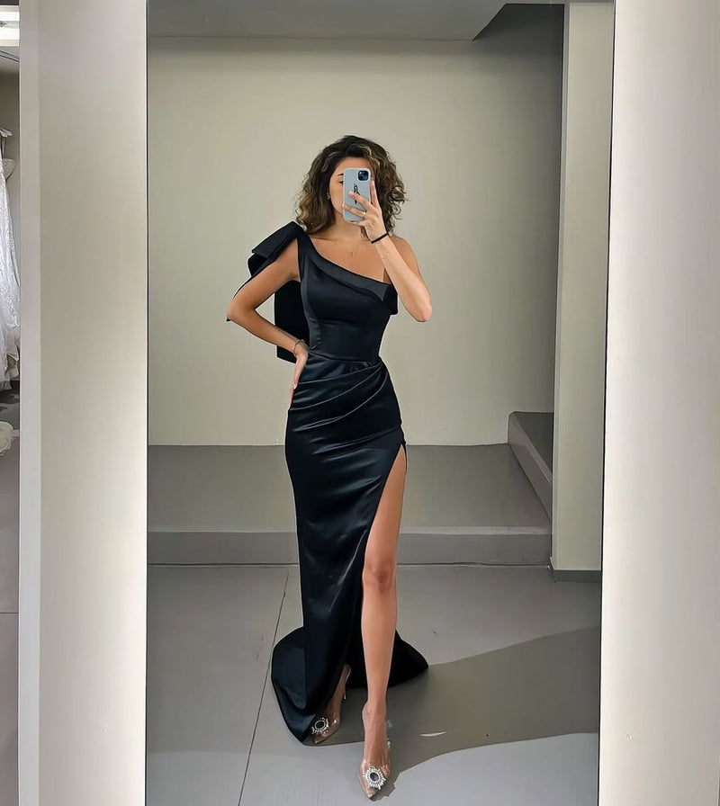 Gorgeous Black Asymmetric PleatedDraped Prom Dress