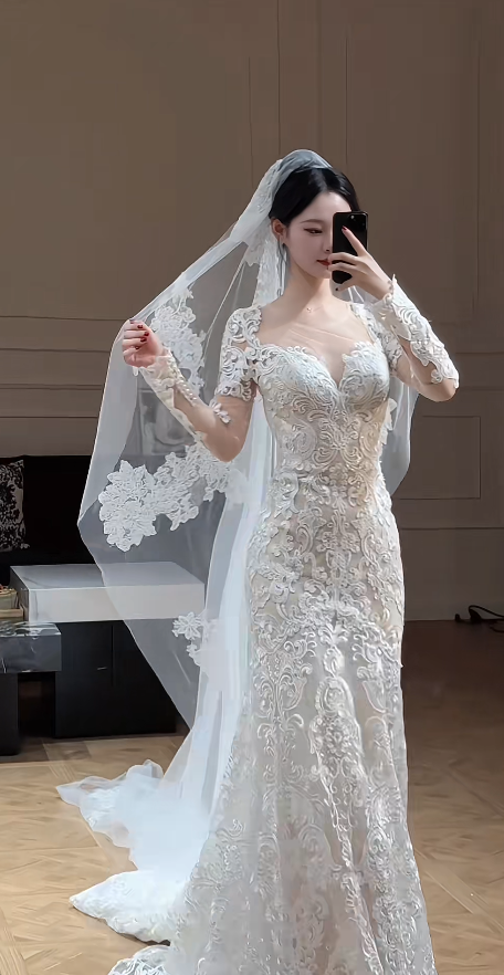 Gorgeous Sweetheart Mermaid Long Weddng Dresses Tulle Appliques White Bridal Gowns Long Sleeves Bridal Dresses