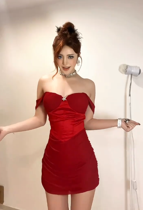 Sexy Off-the-shoulder Bodycon Birthday Dresses Short Chiffon New Year's Eve Dresses Burgundy Homecoming Dresses
