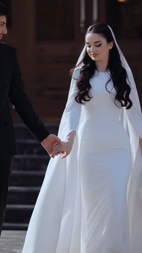 Simple Jewel Sheath Long Wedding Dresses Chiffon White Bridal Gowns Long Sleeves Bridal Dresses