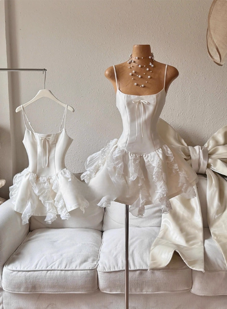 Sweet White Bow Satin Lace Ruffled 17th Birthday Homecoming Dress