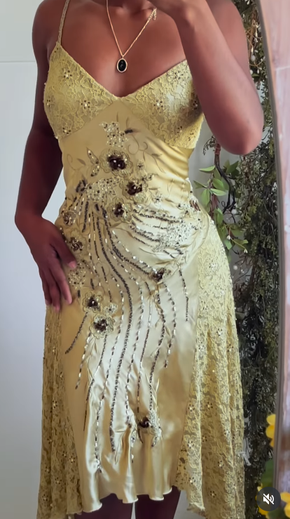 Y2K Yellow Spaghetti Straps Sheath Satin Lace Short Prom Dresses Formal Evening Gowns with Beading