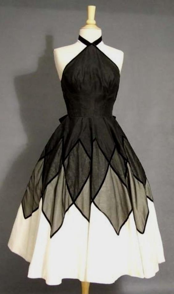 A-Line Halter Satin Short Homecoming Dresses