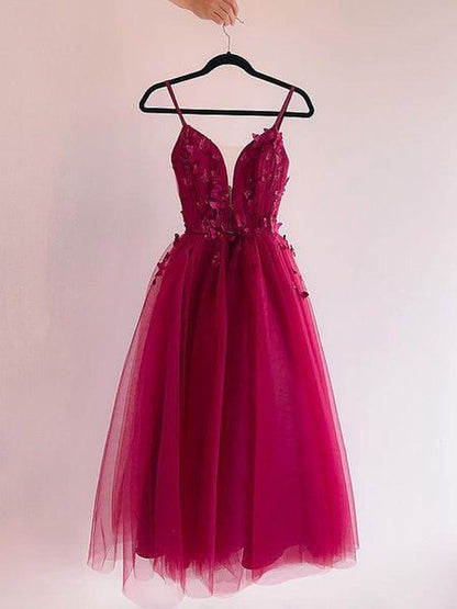 A Line V Neck Burgundy Prom Dresses with Lace Appliques, Burgundy Lace Homecoming Dresses