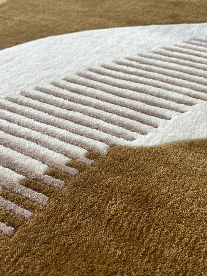 Bauhaus 1337 Ivory/Beige Gold