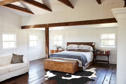 Black and White Cowhide Rug #A33045