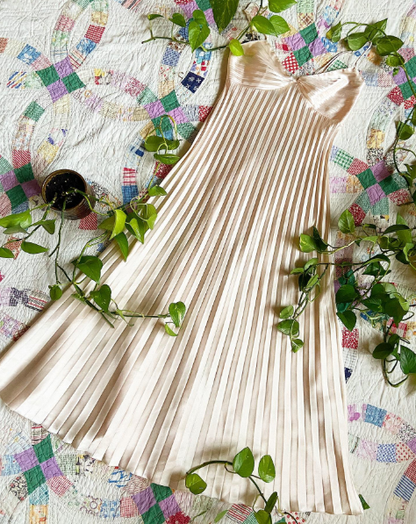 Champagne Spaghetti Straps Long Prom Dress Pleated Evening Dress