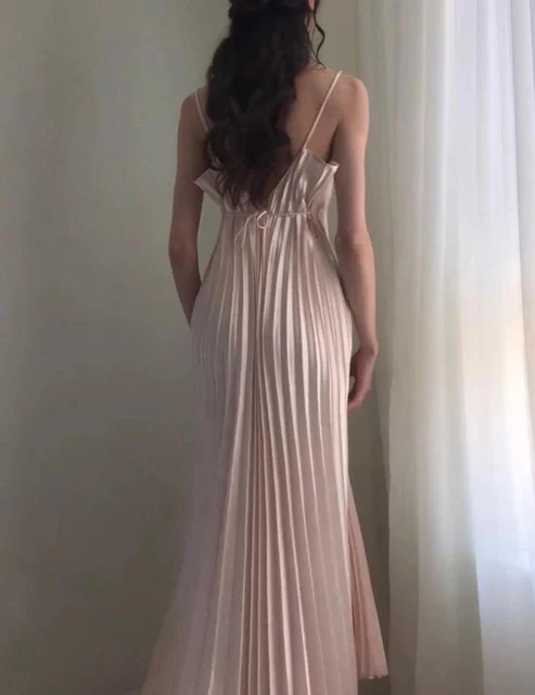 Champagne Spaghetti Straps Long Prom Dress Pleated Evening Dress