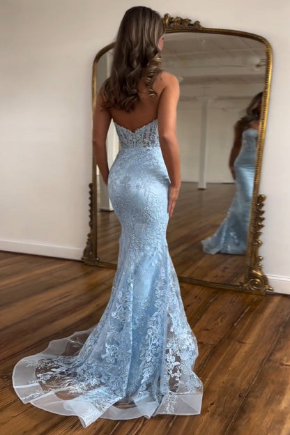 Charming Mermaid Sweetheart Lavender Lace Long Prom Dresses with Appliques