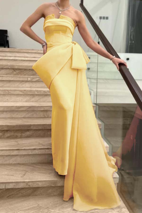 Charming Pink Strapless Prom Dress Sleeveless Pleated with Beaded