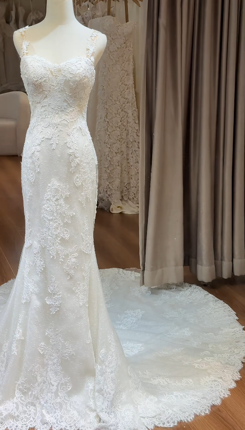 Chic Mermaid Long Wedding Dresses Lace White Bridal Gowns Sweetheart Sleeveless Bridal Dress