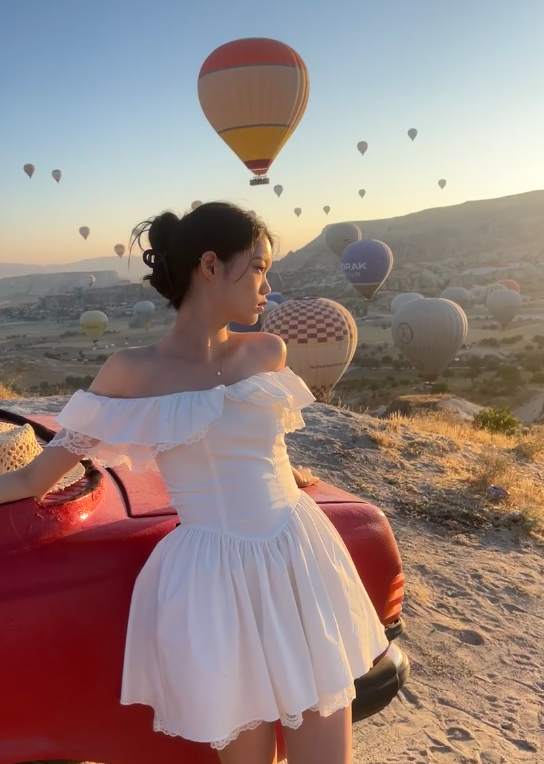 Chic Off-the-shoulder A-Line Birthday Dresses, White Hoco Dresses
