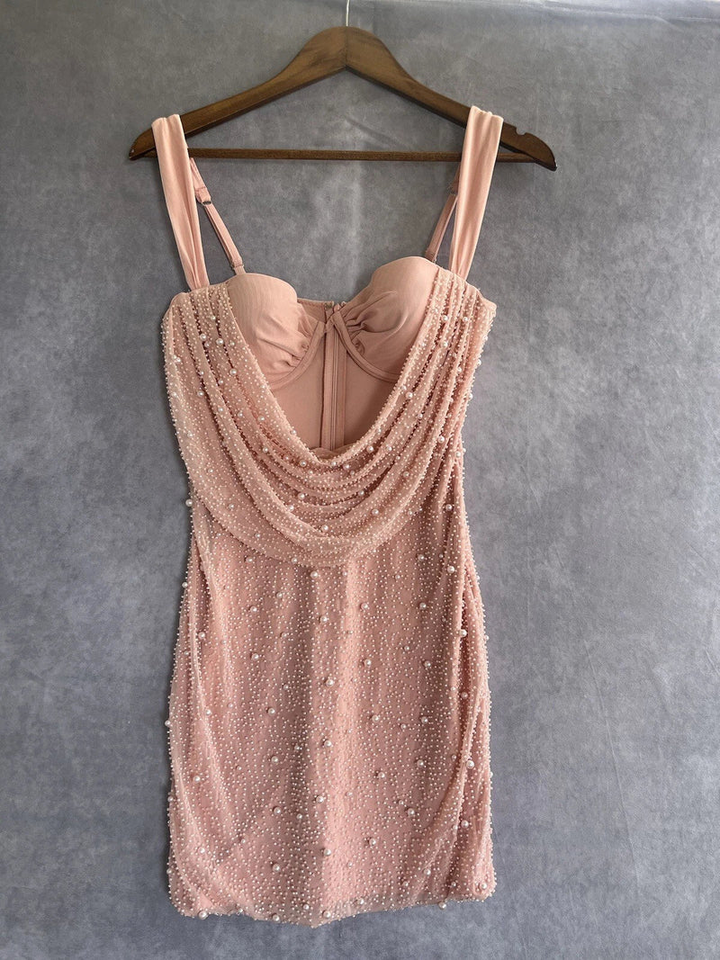 Cute Pink Suspender Hollow Beaded Hip-hugging 17th Birthday Homecoming Dress