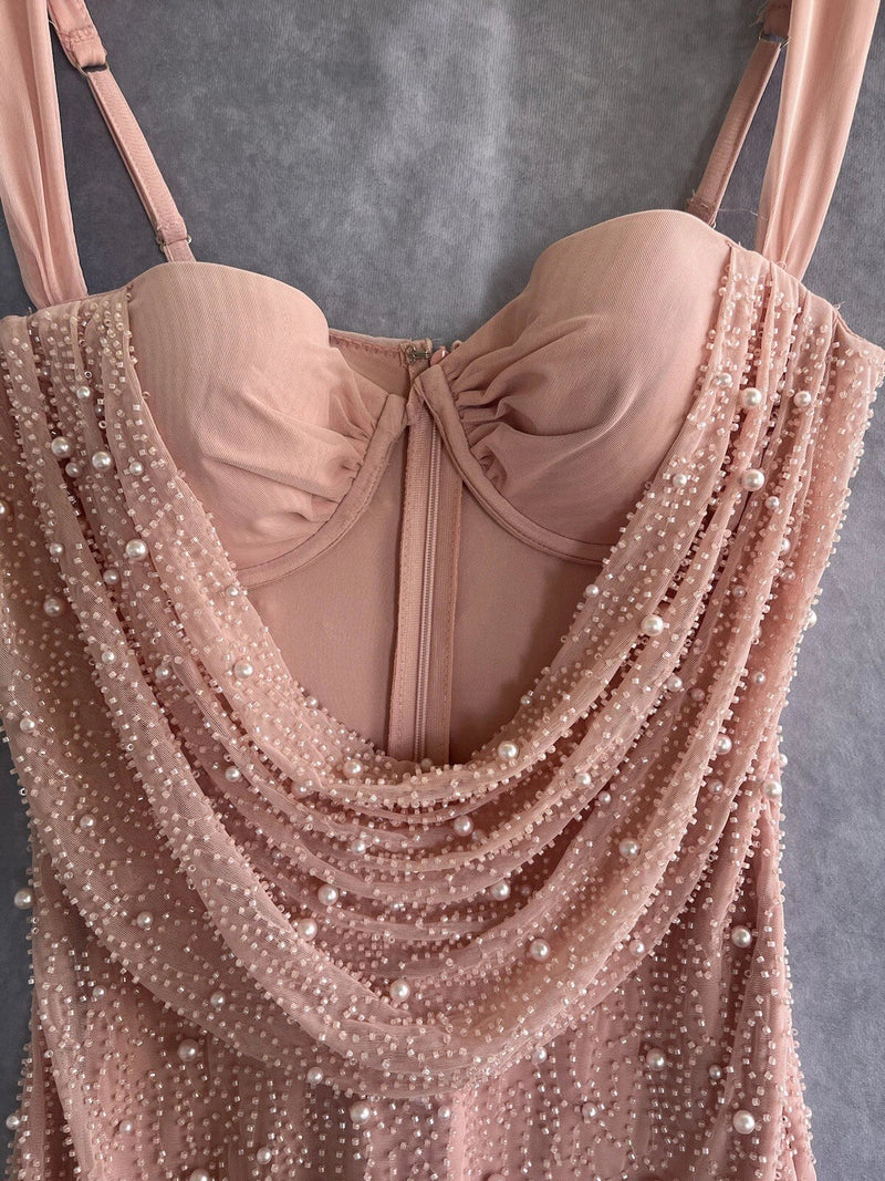 Cute Pink Suspender Hollow Beaded Hip-hugging 17th Birthday Homecoming Dress