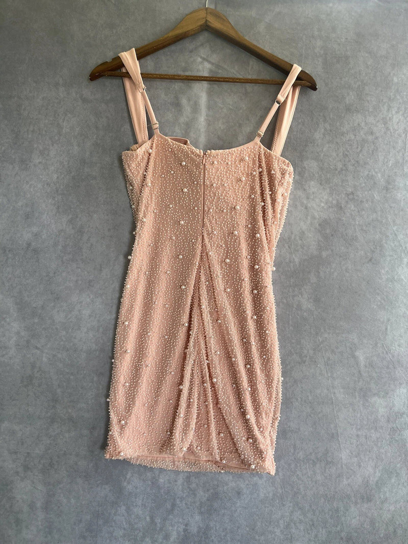 Cute Pink Suspender Hollow Beaded Hip-hugging 17th Birthday Homecoming Dress