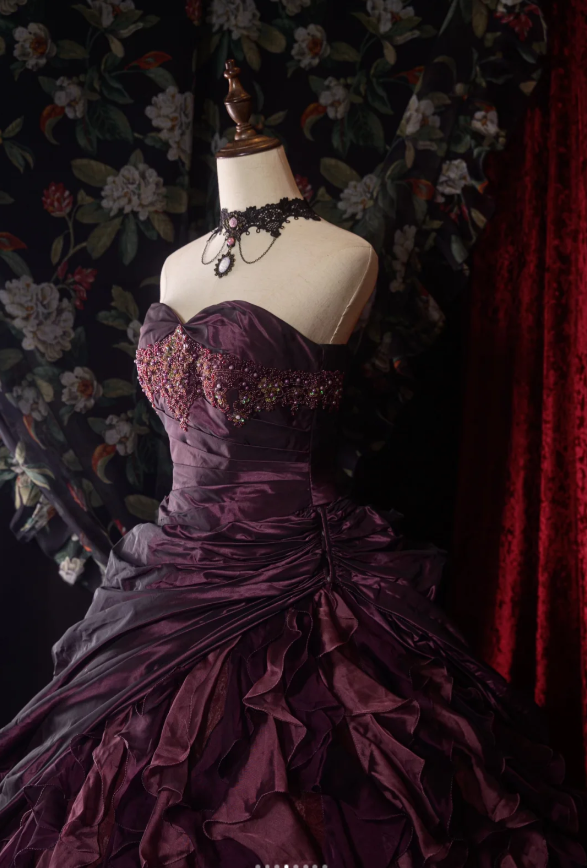 Cute Sweetheart A-Line Long Prom Dresses Satin Grape Quinceanera Dresses Sleeveless Sweet 16 Dress