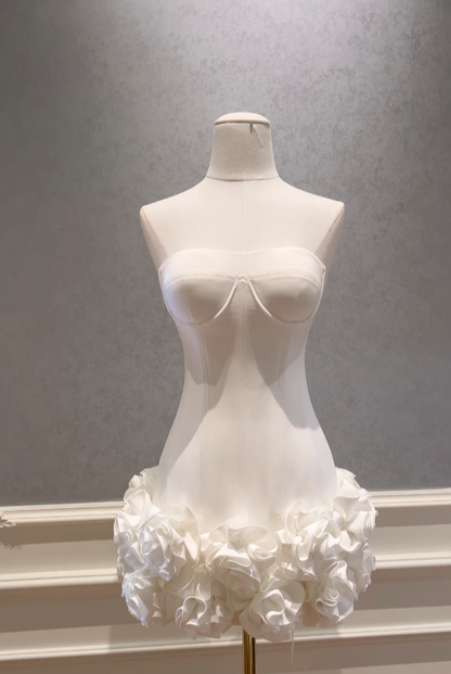 Cute White Short Wedding Dresses Satin Sleeveless Bridal Dresses Strapless Bridal Gowns