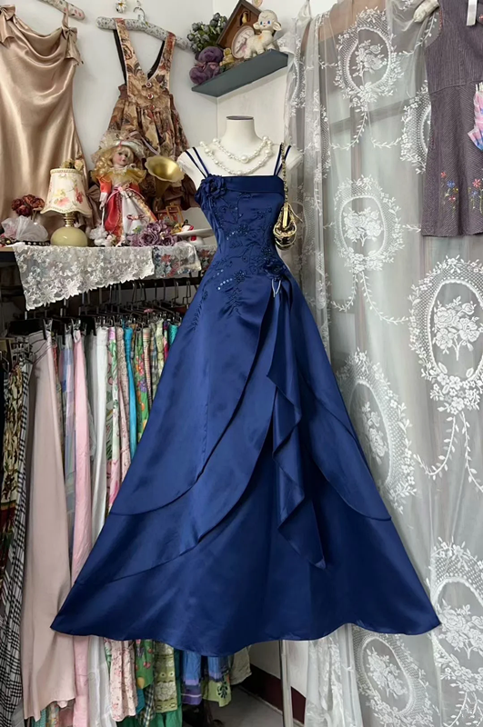 Dark blue halter-neck fitted A-line long ball gown