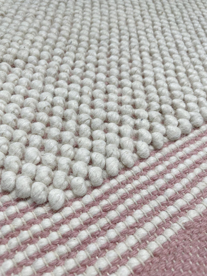 Defined 02 Cream/Pink