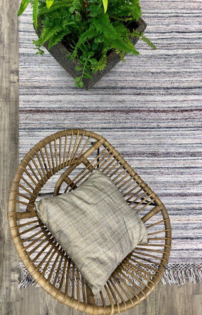 Dhurry Grey / Red - Area Rug Shop
