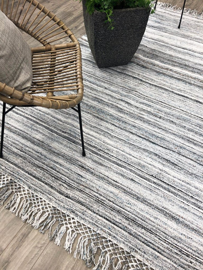 Dhurry Grey/Red