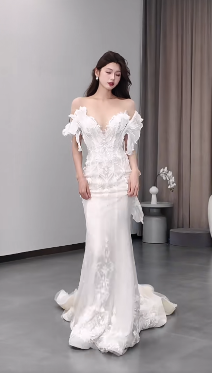 Dreamy Mermaid Off The Shoulder Satin Tulle Lace Beads Long Wedding Dresses