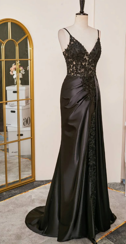 Elegant Spaghetti Straps Prom Dress Black SatinSheath  Appliques Long Formal Evening with Slits