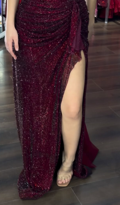 Elegant Burgundy Sheath Long Prom Dresses Glitter Tulle Diamonds Off-shoulder Evening Dresses with Slits