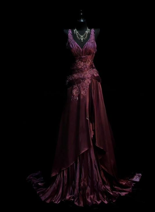 Elegant Grape Long Prom Dresses Satin V-neck A-line Evening Dresses Appliques Sleeveless Formal Dresses
