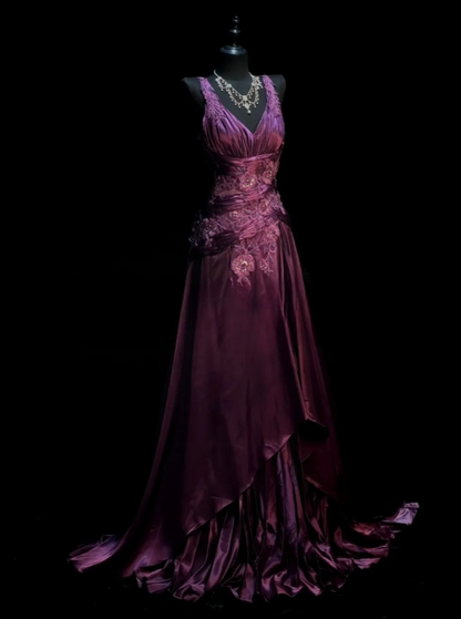 Elegant Grape Long Prom Dresses Satin V-neck A-line Evening Dresses Appliques Sleeveless Formal Dresses