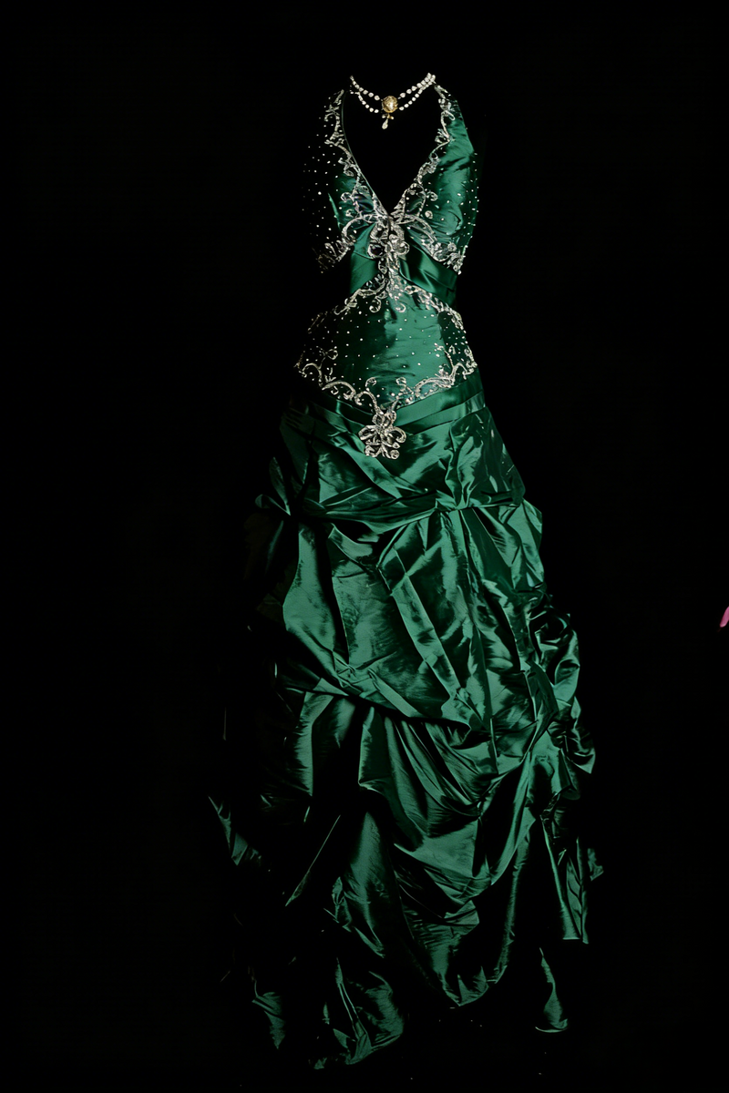 Elegant Halter Purple Long Prom Dresses Beaded Satin A-Line Birthday Dress