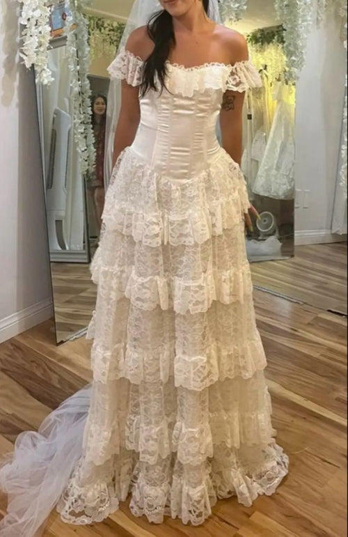 Elegant Ivory Off Shoulder Tulle Lace A-line Wedding Dress