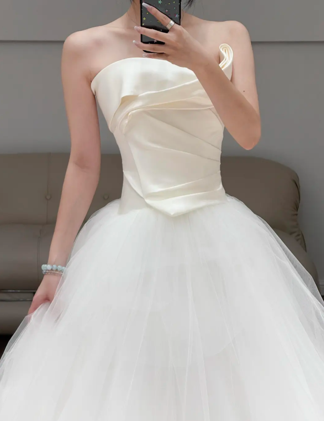 Elegant Ivory Simple Wedding Dress Tulle Wedding Gowns