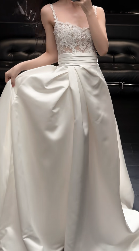 Elegant Long White Wedding Dress Spaghetti Straps A-Line Bridal Dress Satin Lace Sleeveless Bridal Gowns