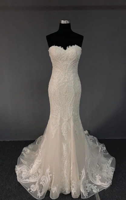 Elegant Mermaid Long Wedding Dress Beaded Tulle White Bridal Dress Sweetheart Sleeveless Bridal Gown