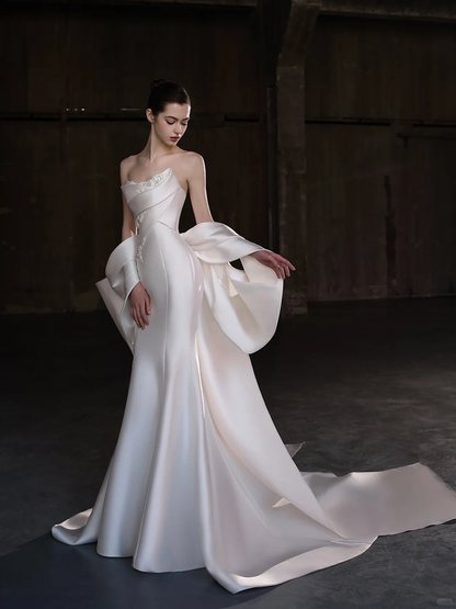 Elegant Mermaid Strapless Satin Applique Long Wedding Dresses