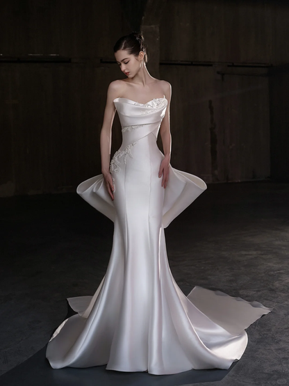 Elegant Mermaid Strapless Satin Applique Long Wedding Dresses