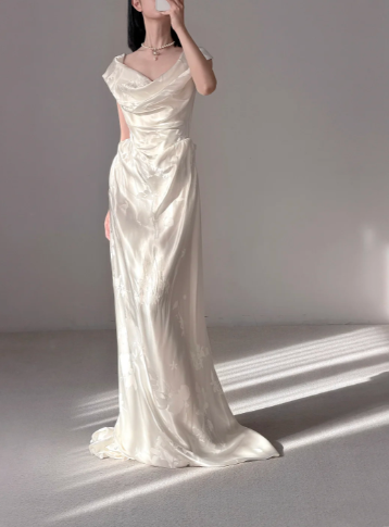 Elegant Simple Wedding Dress Formal Dress Party Dress Birthday Dress