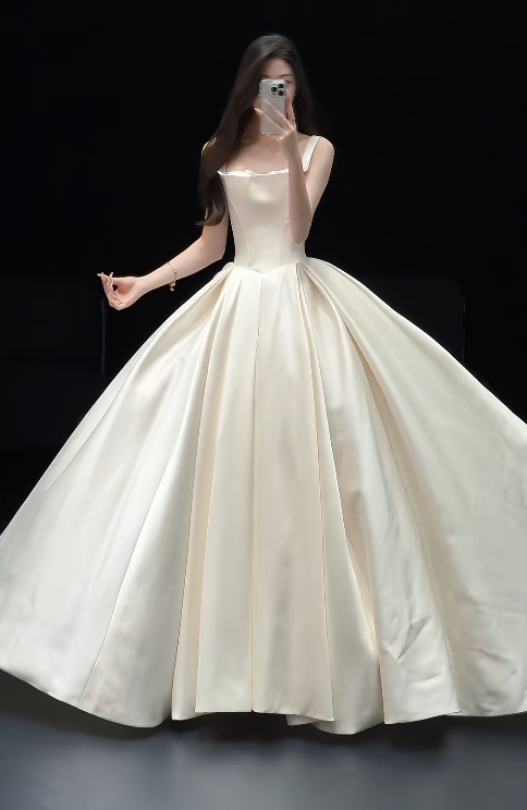 Elegant Straps White Long Wedding Dress Satin A-Line Bridal Gowns Sleeveless Bridal Dress