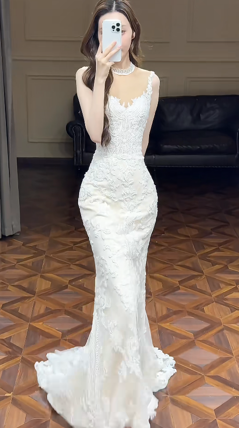 Elegant White Wedding Dress Straps Mermaid Long Bride Gowns Tulle Appliques Sleeveless Brides Dress ED06721