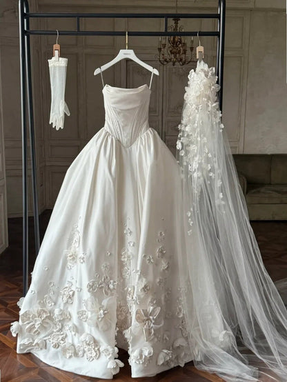 Fairy A-line Long Wedding Dresses Satin White Bridal Gowns Sleevless Strapless Bridal Dresses