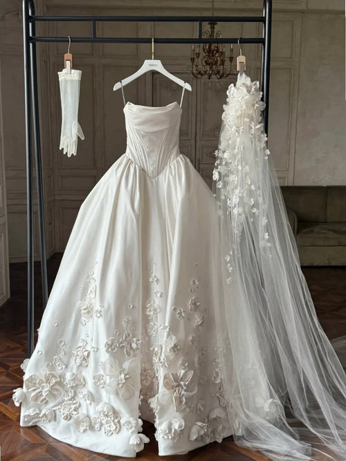 Fairy A-line Long Wedding Dresses Satin White Bridal Gowns Sleevless Strapless Bridal Dresses