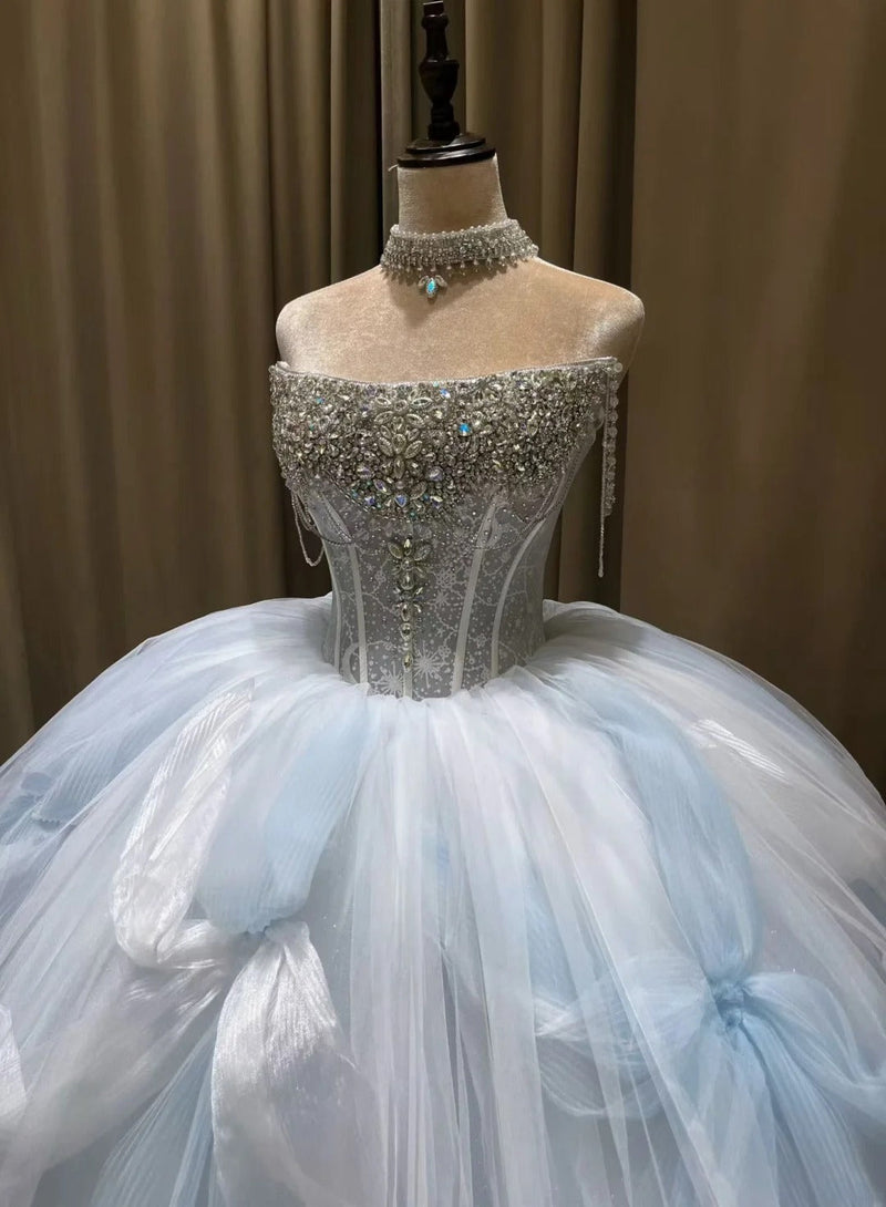 Fairy A-line Long Wedding Dresses Tulle Ice Blue Bridal Gowns Sleeveless Strapless Bridal Dresses