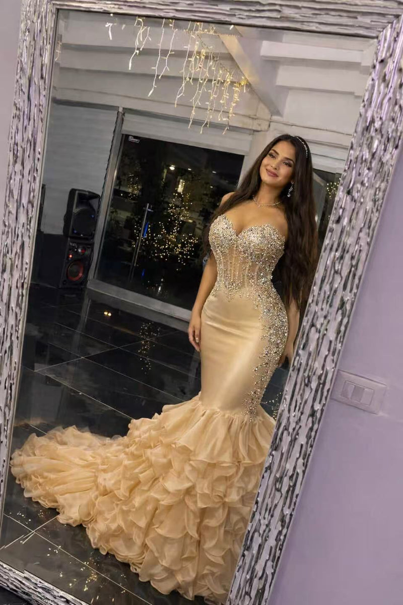 Fashion Champagne Sweetheart Prom Dress Sleeveless Mermaid with Beading