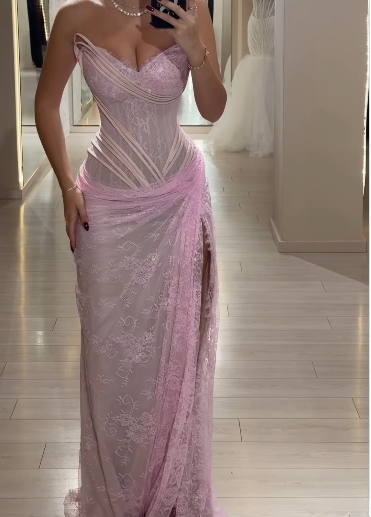 Glam Pink Sheath Long Prom Dresses Lace Sweetheart Evening Dresses with Slits Sleeveless Formal Dresses