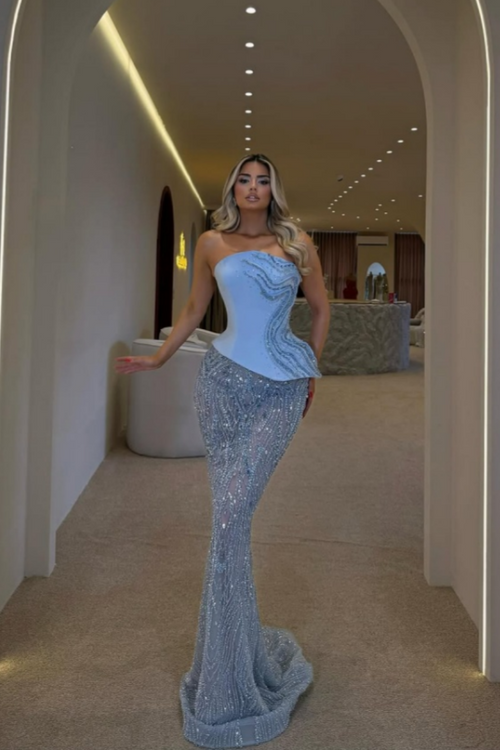 Glamorous Blue Strapless Prom Dress Sleeveless Slimming with Beaded WQ0440